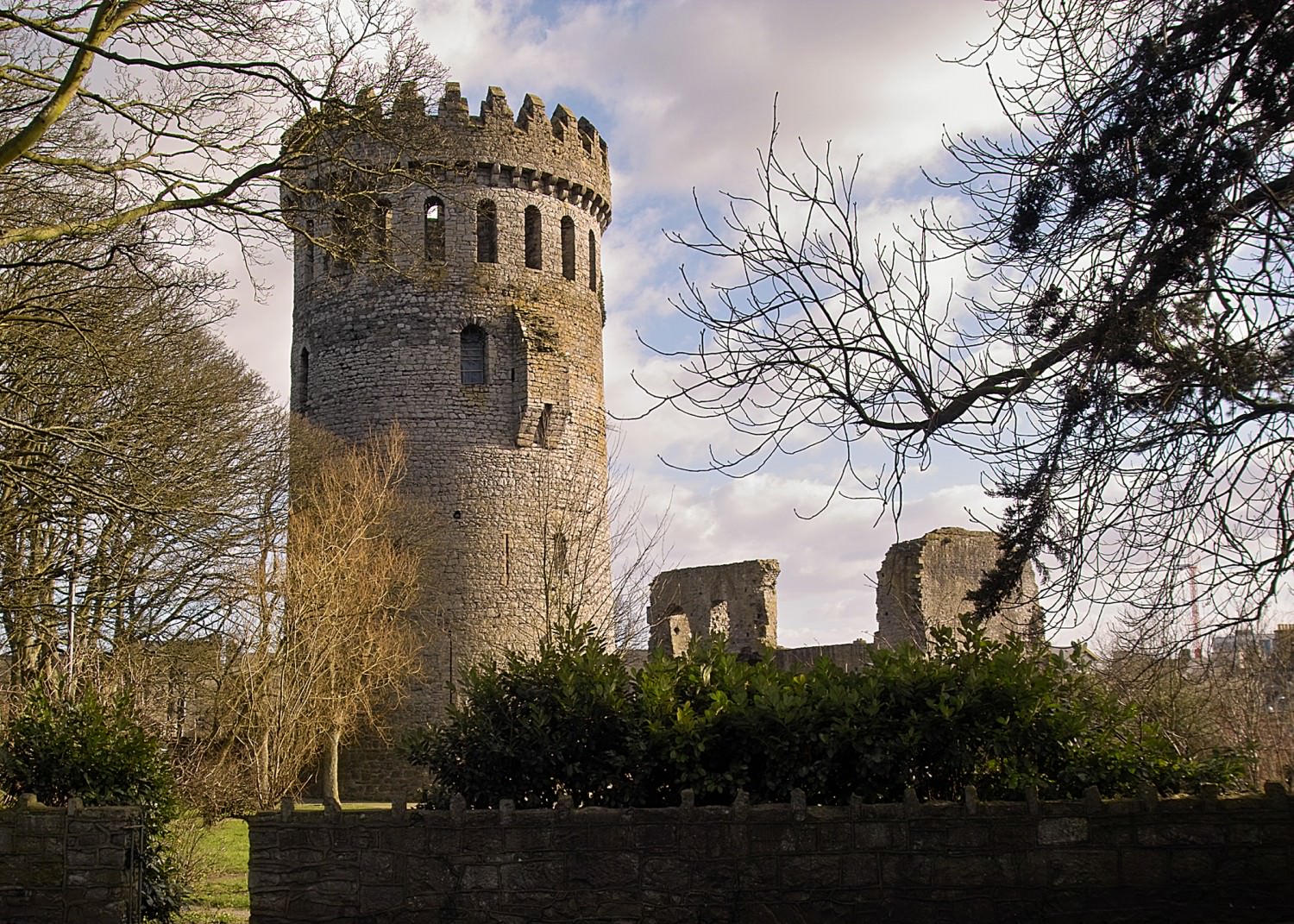 Nenagh Walking Tours - Discover Lough Derg