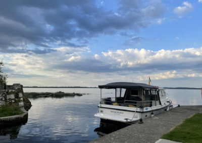 Brian Boru Boat tours